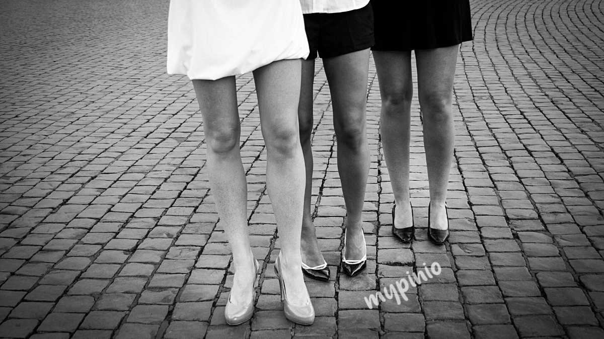 Mary Quant received great notoriety for the popular miniskirt she designed